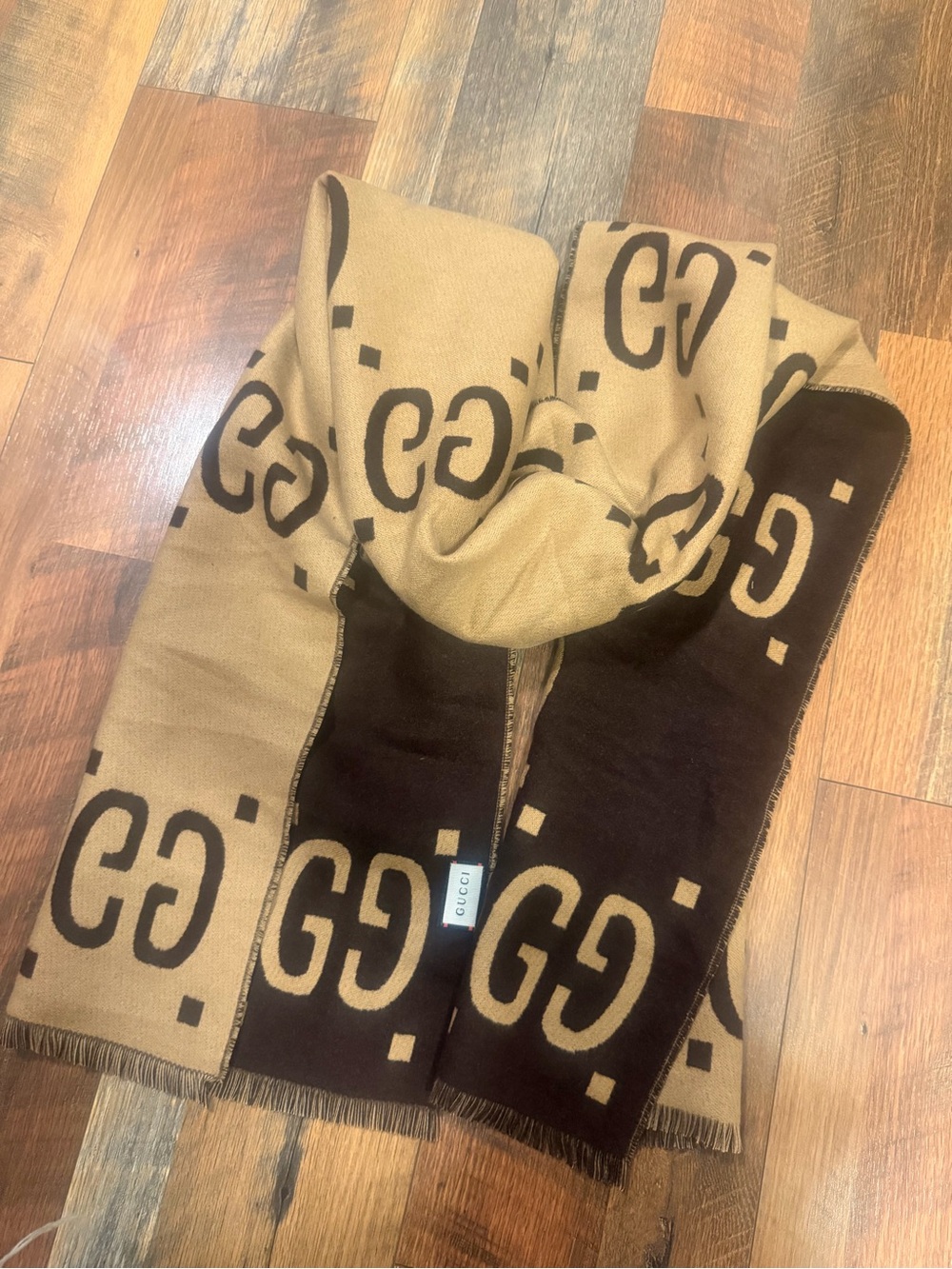 Gucci Women Reversible GG Logo Scarf - Brown/Tan